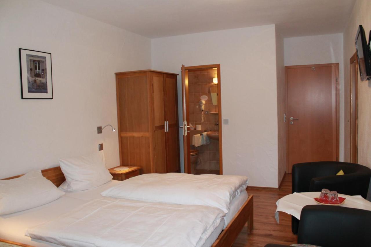 Weinhotel Lenz Pünderich Rum bild